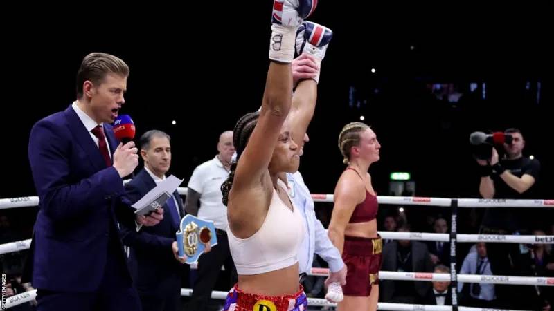 Jonas retains IBF title in thriller agai...