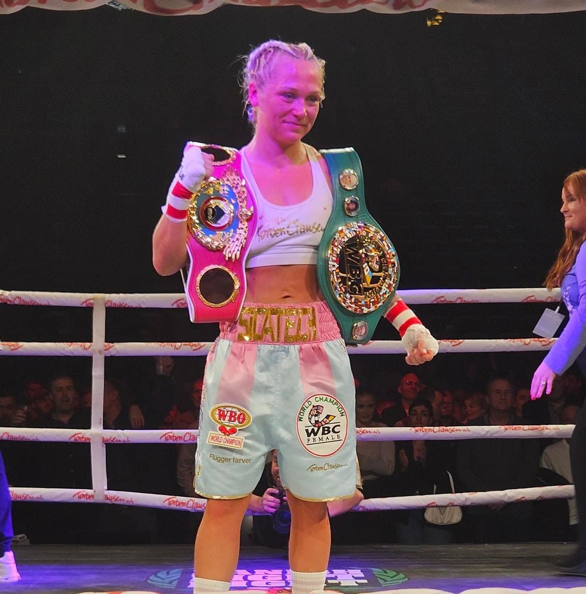 Thorslund stops Romero, defends WBC and WBO world titles