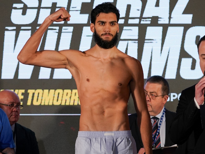 Hamzah Sheeraz stops Liam Williams in fi...