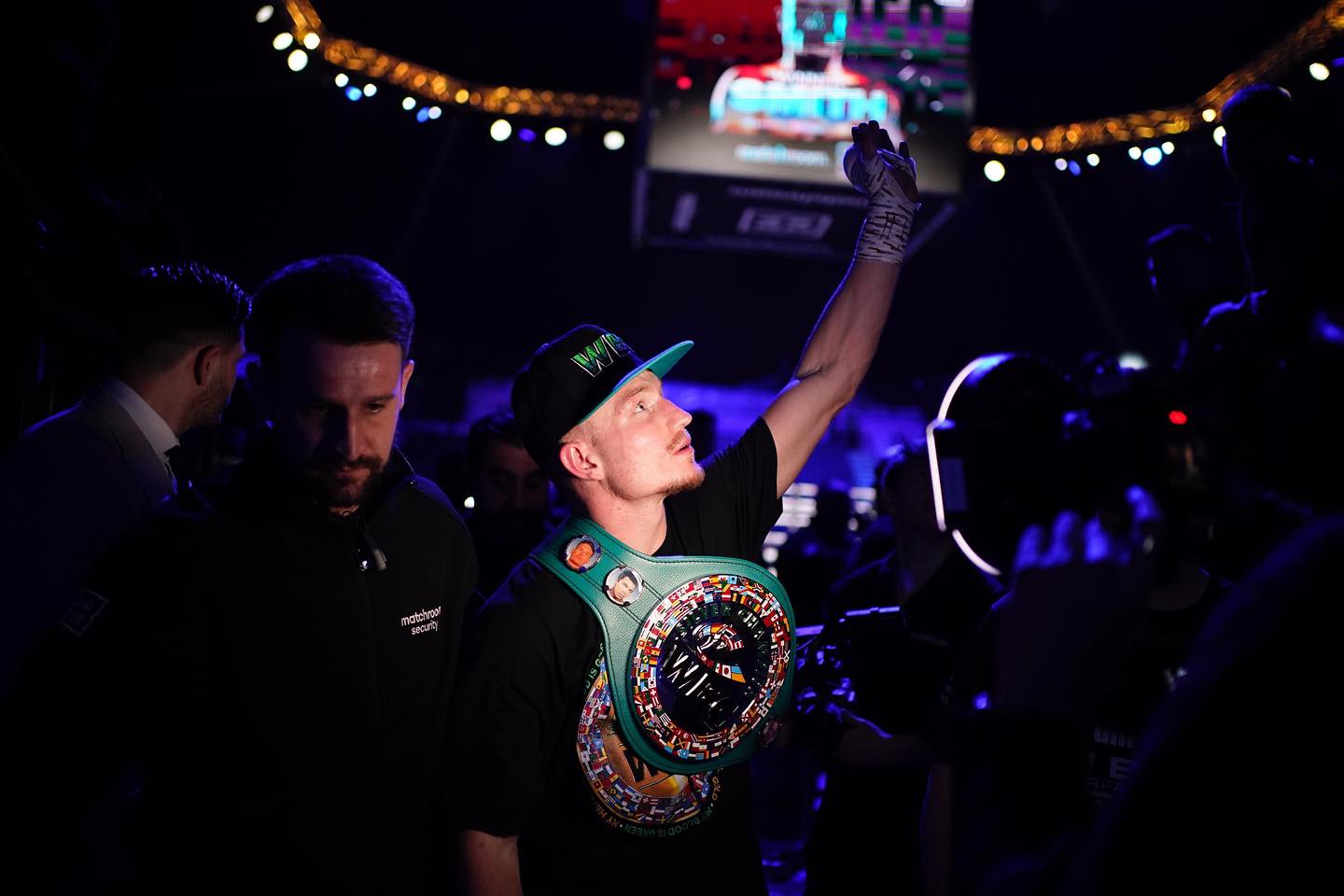 Dalton Smith KO’s Zapeda, wins WBC Sil...