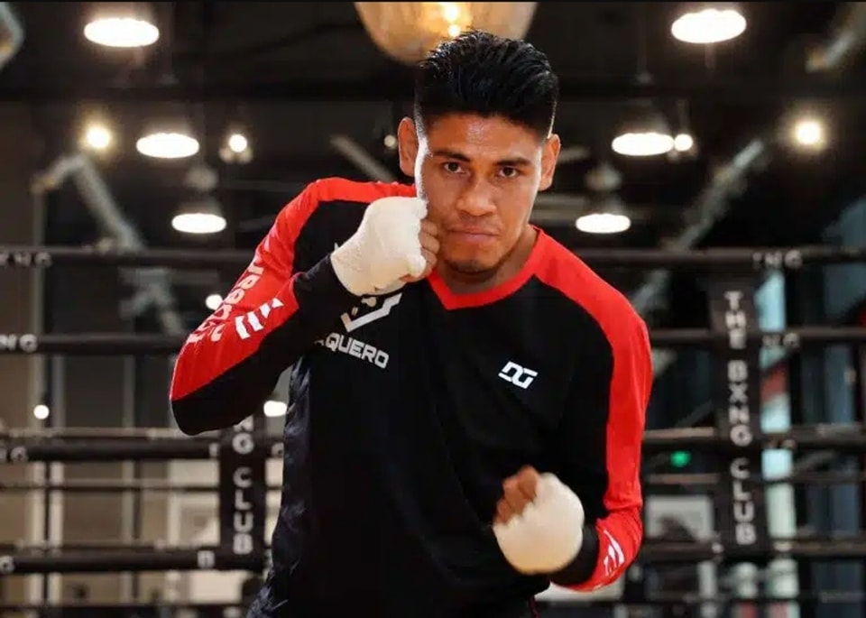 Navarrete aiming to become world champio...