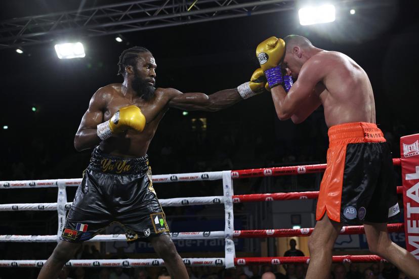 Blenda Dos Santos defeats Faure, wins EBU European title in light-heavyweight