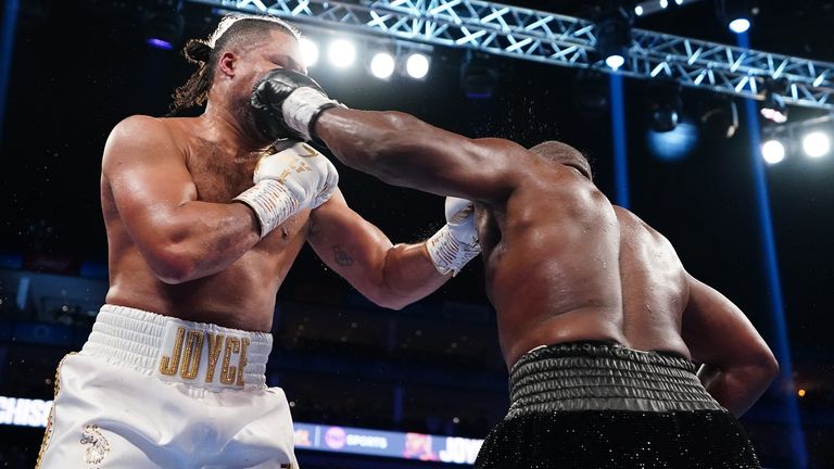 Chisora stuns Joyce in a gruelling battle