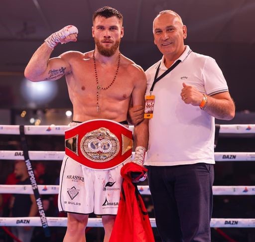 Uldedaj stops Ward, wins IBF Internation...