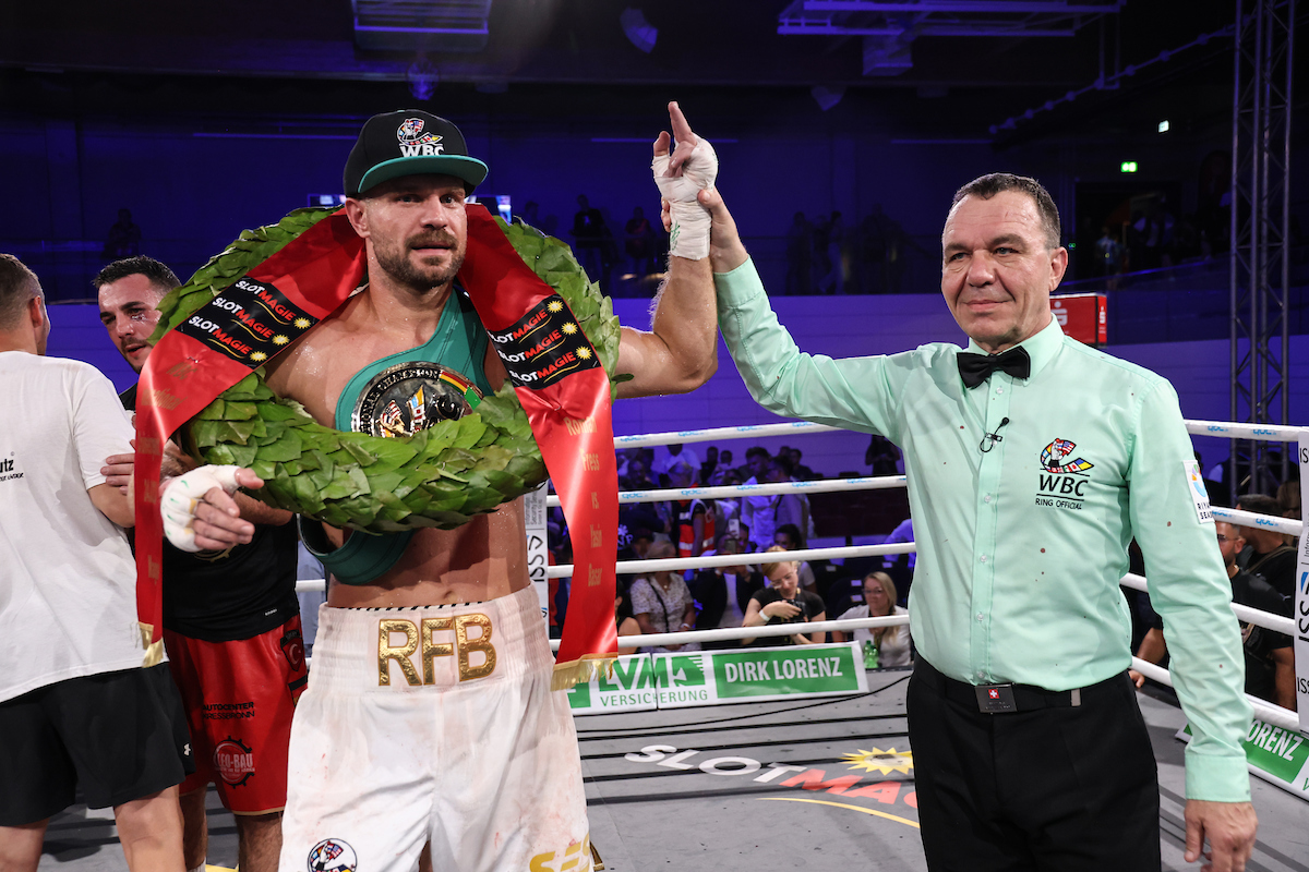 Fress wins WBC International title