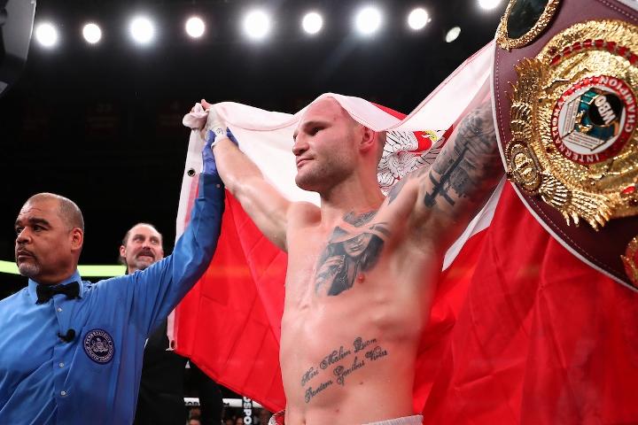 Sulecki KOs Akhmedov, wins WBC Silver title