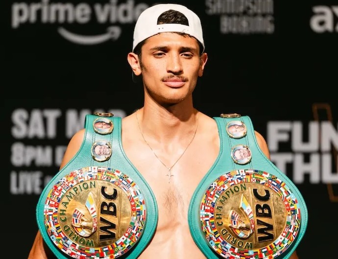 Fundora – Kelly unification bout in preliminary talks